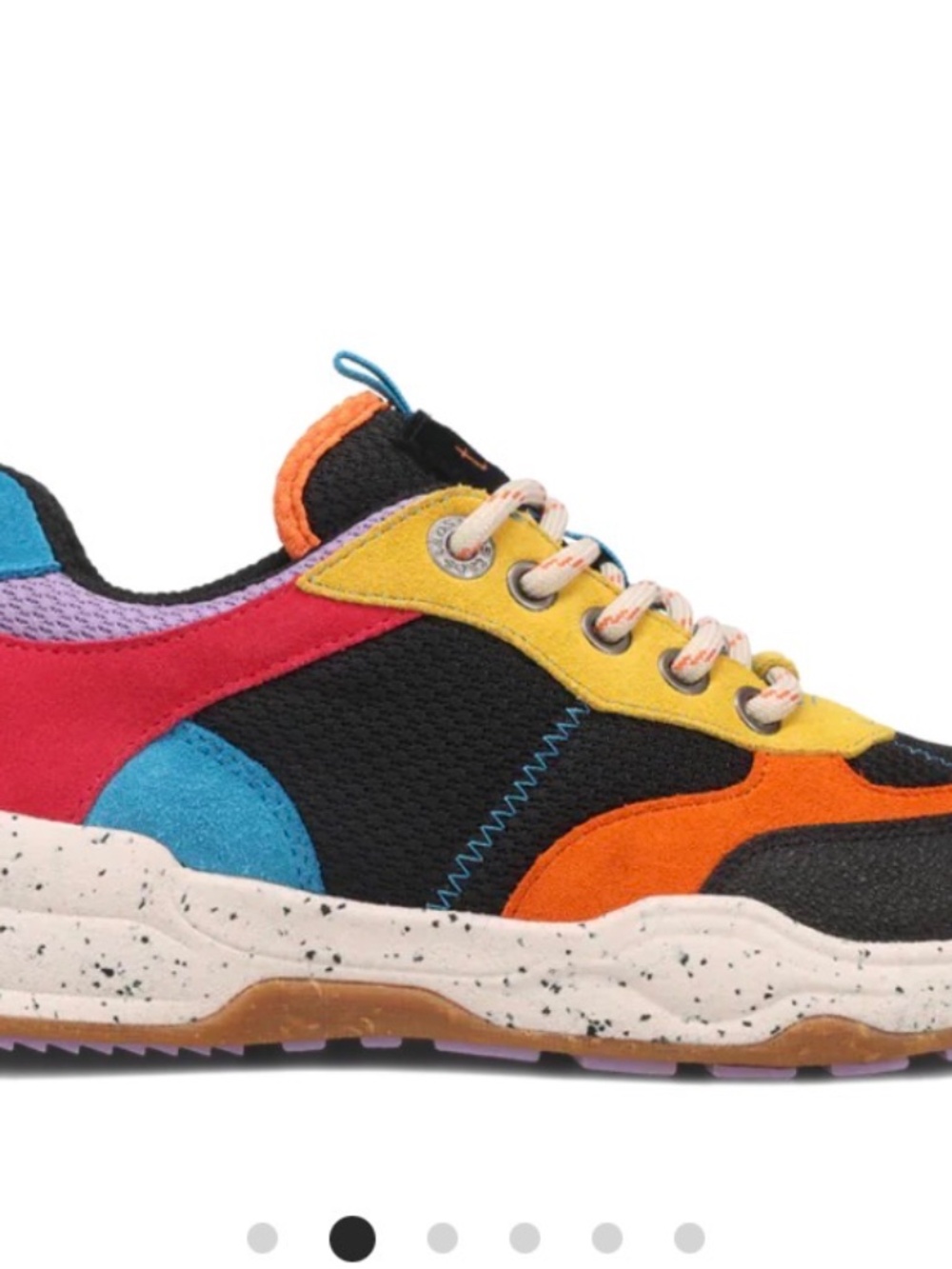 NEW Women’s Taos Advance sneakers size 7